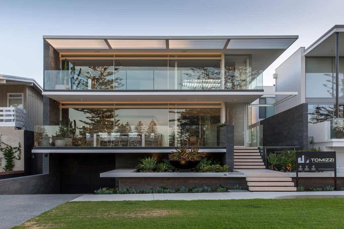 South City Beach home by Tomizzi Builders
